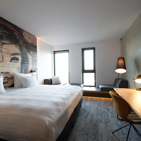 Jaz In The Amsterdam