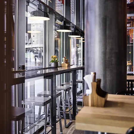 Jaz In The Amsterdam