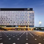 Jaz In The Hotel 4*